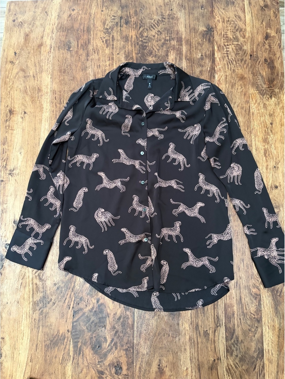 Aqua Women's Black Long Sleeve Button-Up Shirt with Leopard Print, Size M - Picture 4 of 8